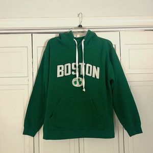 Boston Sweatshirt Size M